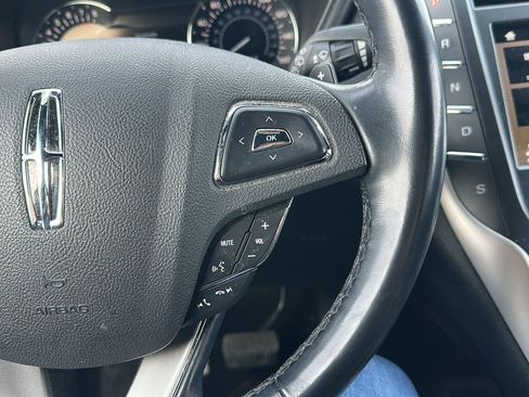 Used 2017 Lincoln MKC Select w/ Select Plus Package image 15