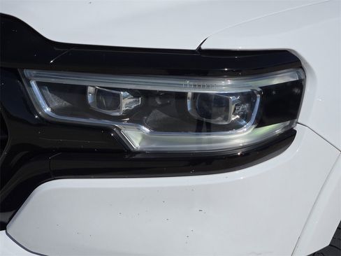 Used 2021 RAM 1500 Limited image 3