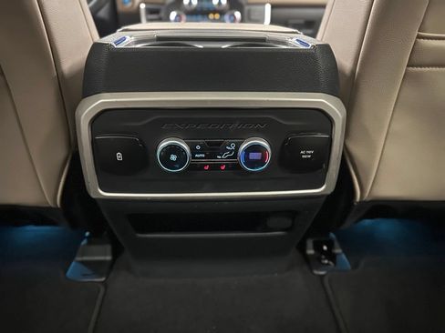 Certified 2024 Ford Expedition Max Limited AWD/4WD image 23