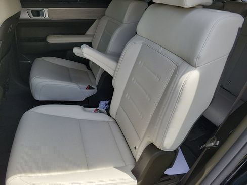 Used 2025 Hyundai Santa Fe Calligraphy AWD/4WD image 14
