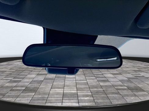 Used 2017 Toyota Corolla LE w/ Carpet Mat Package (TMS) FWD image 30