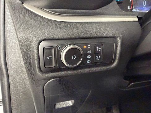 Used 2021 Ford Explorer XLT w/ Equipment Group 202A AWD/4WD image 23