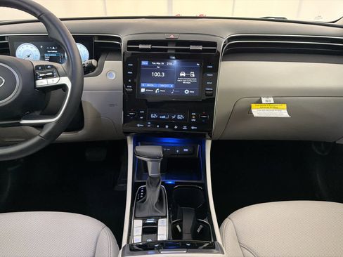 Used 2023 Hyundai Tucson SEL w/ Convenience Package FWD image 19