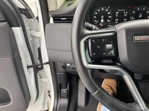Used 2021 Land Rover Discovery Sport SE image 9