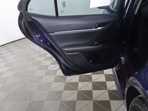 Used 2022 Toyota Camry XSE image 25