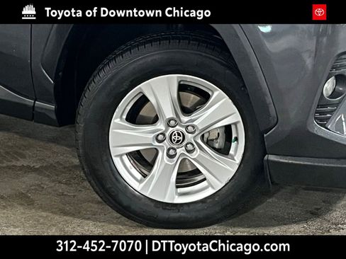 Used 2020 Toyota RAV4 XLE w/ Convenience Package image 2