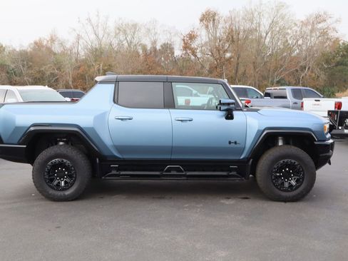 Used 2024 GMC Hummer EV 3X w/ Omega Edition image 9