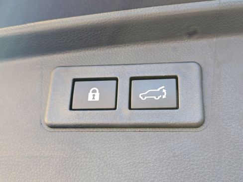 Used 2024 Subaru Outback Premium image 29