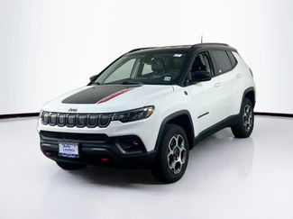 Used 2022 Jeep Compass Trailhawk w/ Trailhawk Convenience Group video 1