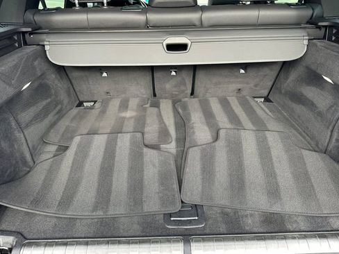 Used 2022 BMW X5 xDrive45e w/ Climate Comfort Package image 16