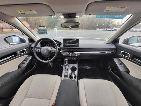 Certified 2024 Honda Civic EX image 15