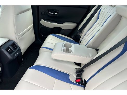 Certified 2025 Acura ADX A-Spec AWD/4WD image 9