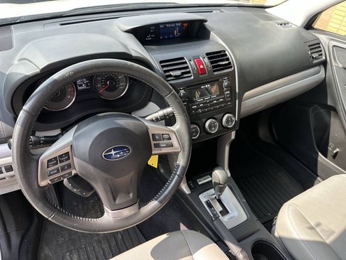 Used 2014 Subaru Forester 2.5i Limited AWD/4WD image 3