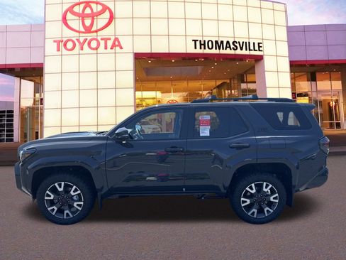 New 2025 Toyota 4Runner 4WD image 8