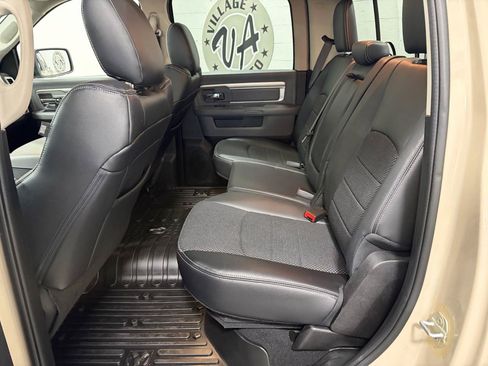 Used 2019 RAM 1500 Warlock AWD/4WD image 26