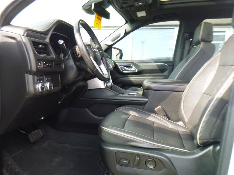 Used 2023 GMC Yukon SLT AWD/4WD image 5