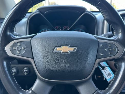 Used 2018 Chevrolet Colorado Z71 w/ Z71 Midnight Edition AWD/4WD image 32