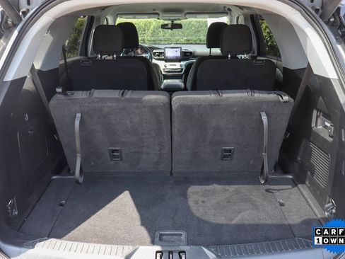 Used 2021 Ford Explorer XLT image 8