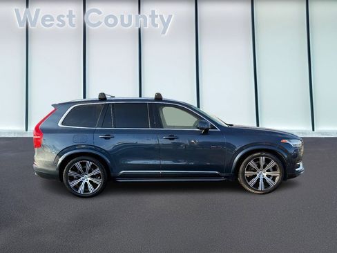 Used 2023 Volvo XC90 B6 Ultimate w/ Lounge Package image 2