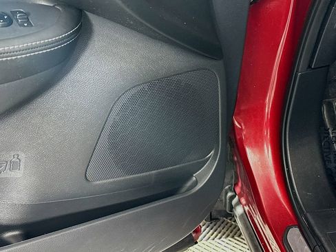 Used 2022 Nissan Murano SV image 26