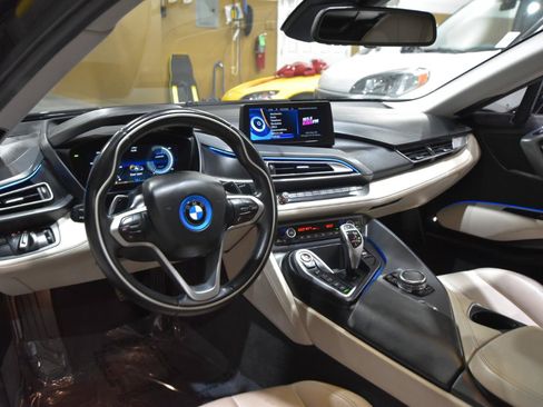 Used 2016 BMW i8 AWD/4WD image 13