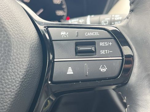 Used 2024 Honda HR-V EX-L image 10