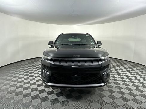 New 2026 Jeep Grand Wagoneer Limited image 2