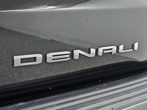 Used 2021 GMC Yukon Denali AWD/4WD image 34
