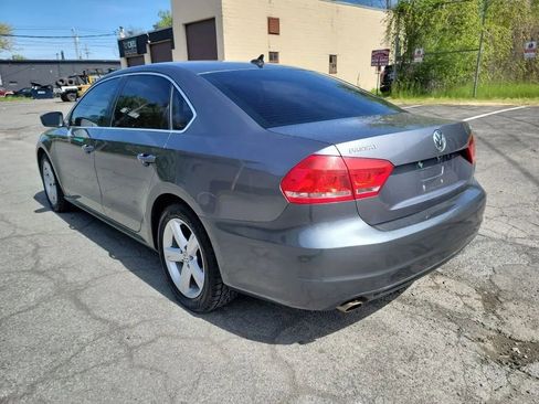 Used 2013 Volkswagen Passat 2.5 SE FWD image 7