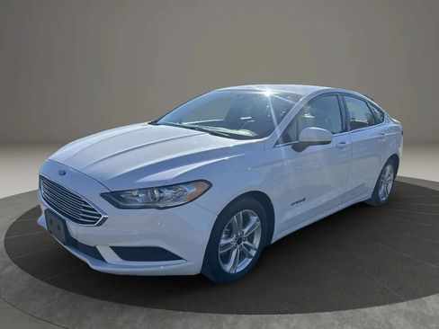 Used 2018 Ford Fusion S FWD image 1