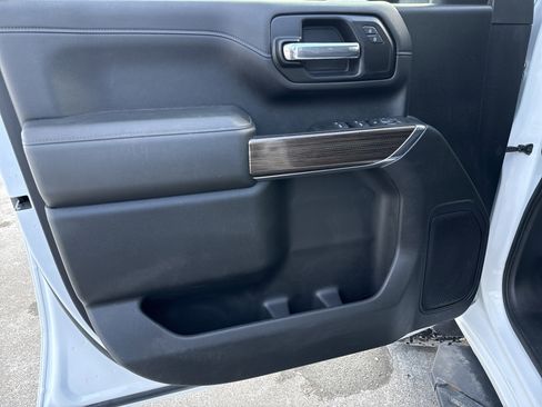 Used 2021 Chevrolet Silverado 2500 LT w/ Z71 Off-Road Package image 15