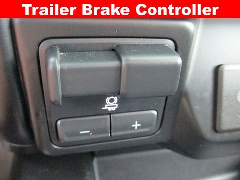 Used 2020 Chevrolet Silverado 1500 LT Trail Boss image 21