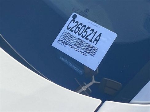 Used 2023 BMW 330i 330i w/ M Sport Package image 32