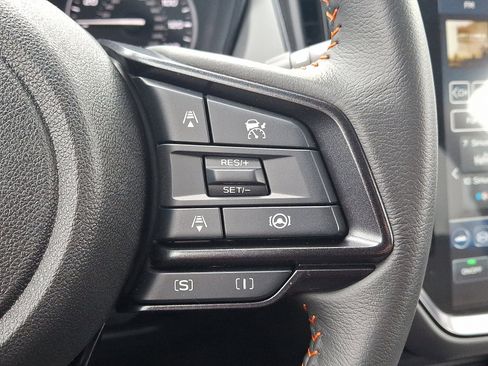 Used 2025 Subaru Crosstrek 2.5i Limited AWD/4WD image 22