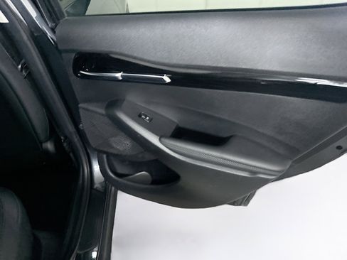 Used 2025 Kia Seltos S image 28