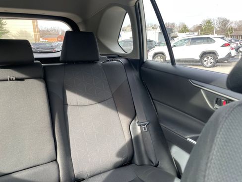 Used 2025 Toyota RAV4 XLE image 36