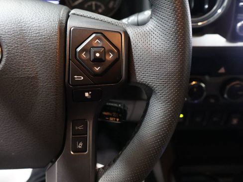 Used 2023 Toyota Tacoma TRD Sport image 37