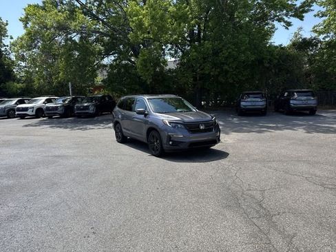 Used 2021 Honda Pilot Special Edition image 3