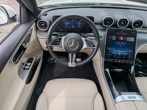 Used 2025 Mercedes-Benz C 300 Sedan image 17
