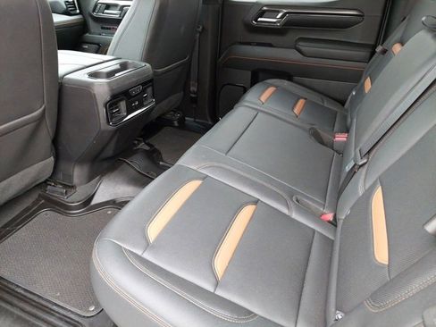 Used 2023 GMC Sierra 1500 AT4 w/ AT4 Preferred Package image 37