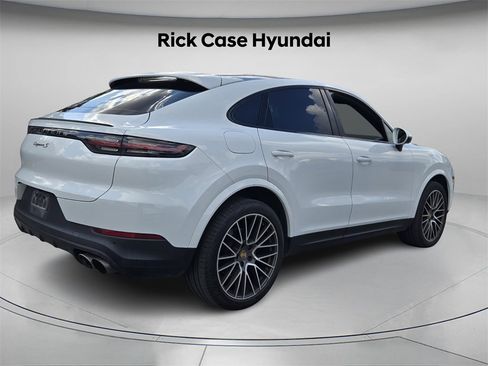 Used 2020 Porsche Cayenne S image 8