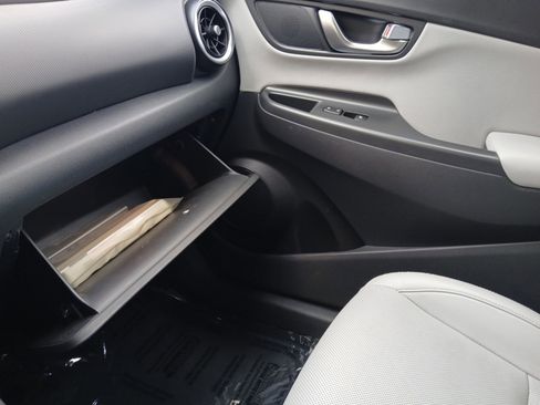 Used 2023 Hyundai Kona Limited w/ Cargo Package image 22