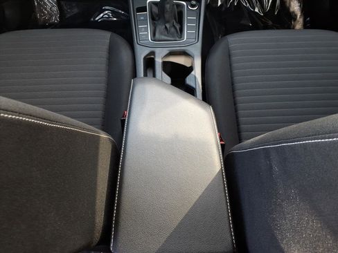 Certified 2023 Volkswagen Jetta S image 25