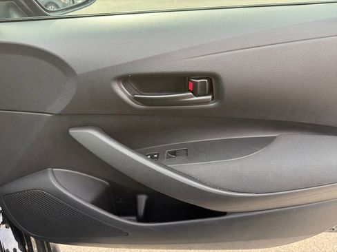 Used 2024 Toyota Corolla LE FWD image 19