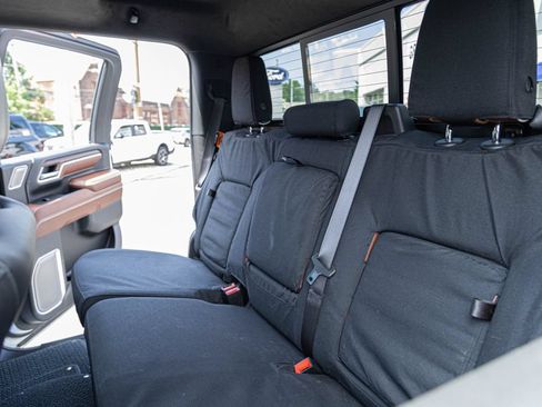 Used 2025 GMC Sierra 3500 Denali Ultimate AWD/4WD image 28
