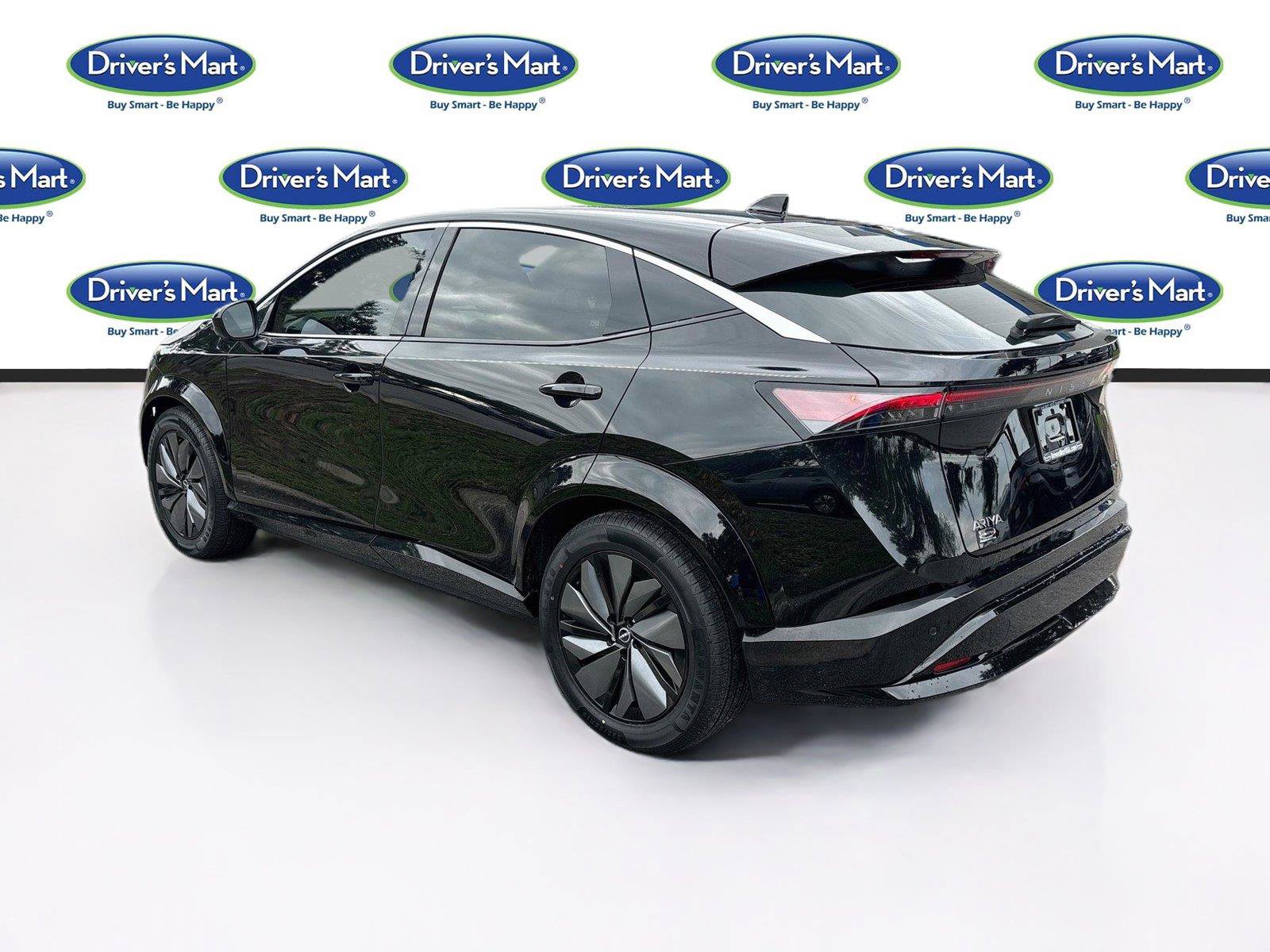 Used 2023 Nissan Ariya FWD image 5