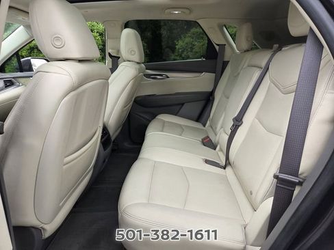 Used 2017 Cadillac XT5 Premium Luxury AWD/4WD image 11