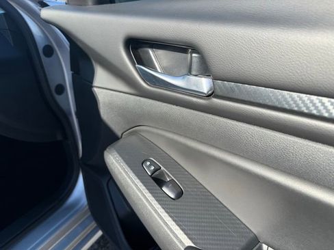 Used 2024 Nissan Altima 2.5 SV image 20