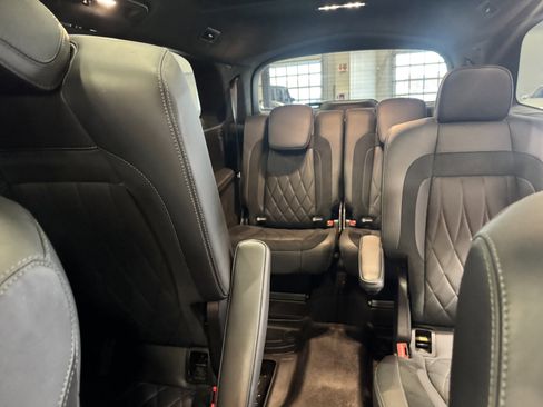 Used 2021 Mercedes-Benz GLS 63 AMG 4MATIC image 36