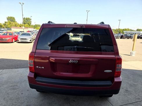 Used 2014 Jeep Patriot Latitude image 6